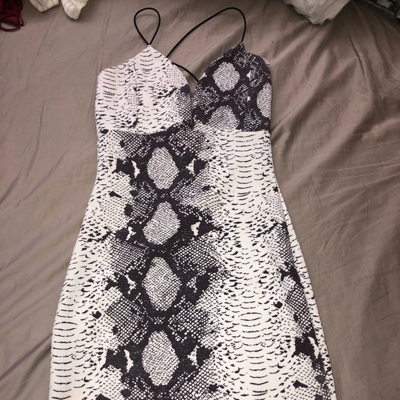 Snakeskin print midi dress - Picture 5 of 8